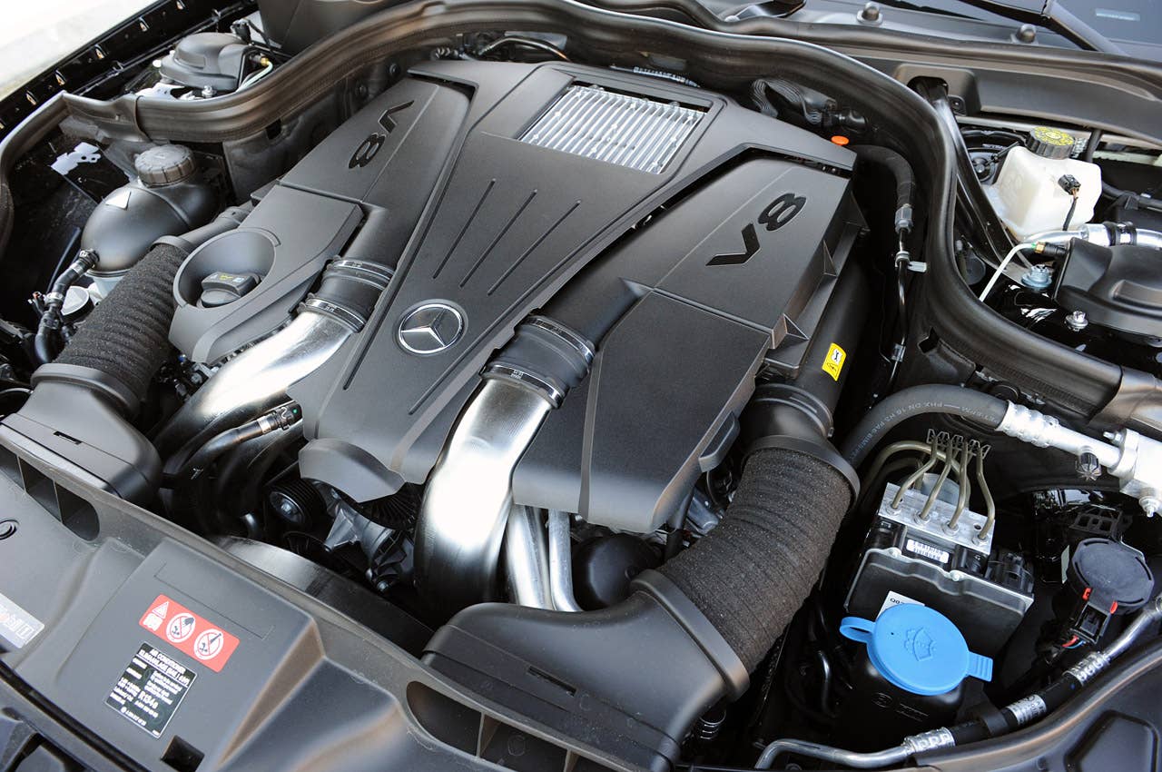 2012 Mercedes-Benz CLS550 engine