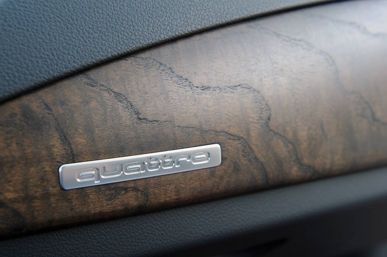 2012 Audi A7 3.0T dash trim