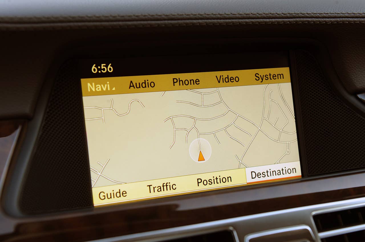 2012 Mercedes-Benz CLS550 navigation system