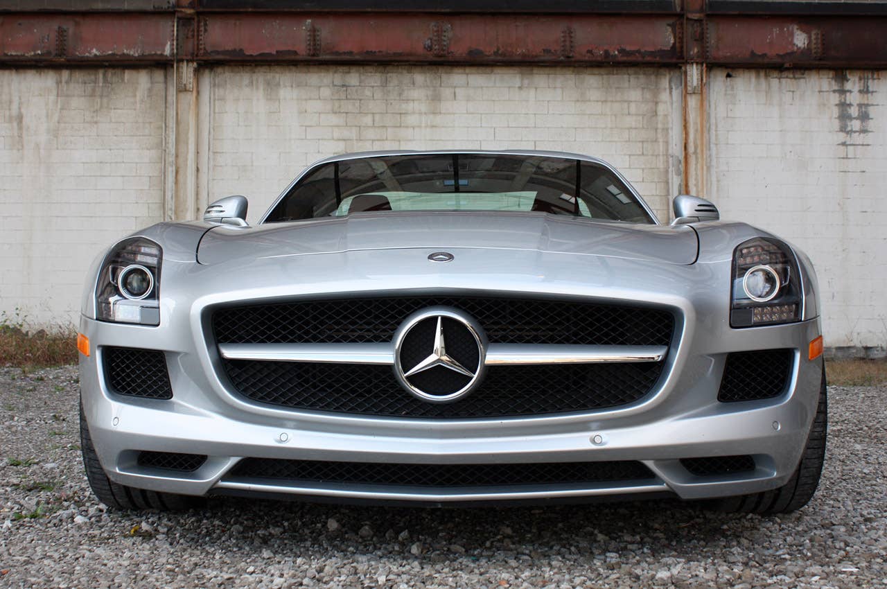 2010 Mercedes-Benz SLS AMG front view