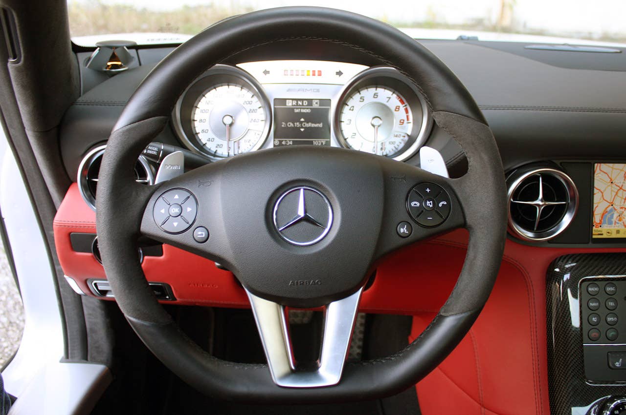 2010 Mercedes-Benz SLS AMG steering wheel