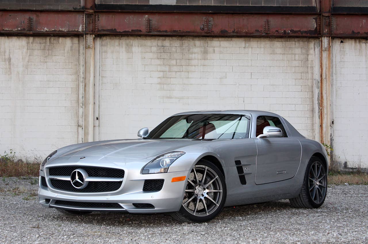 2010 Mercedes-Benz SLS AMG front 3/4 view