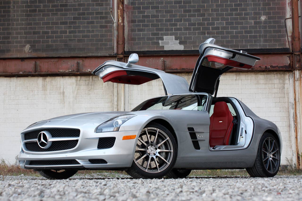 2010 Mercedes-Benz SLS AMG front 3/4 view