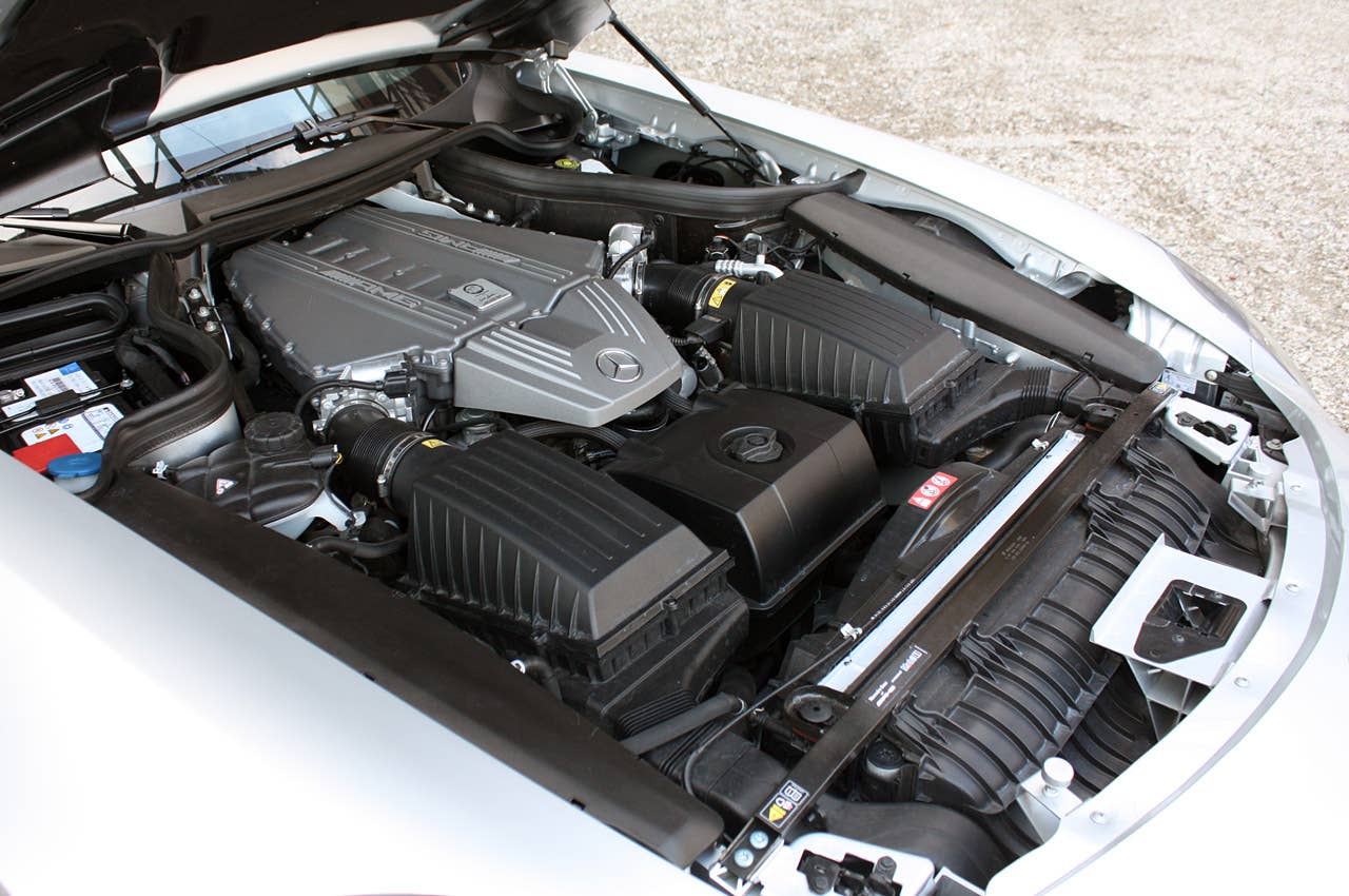 2010 Mercedes-Benz SLS AMG engine