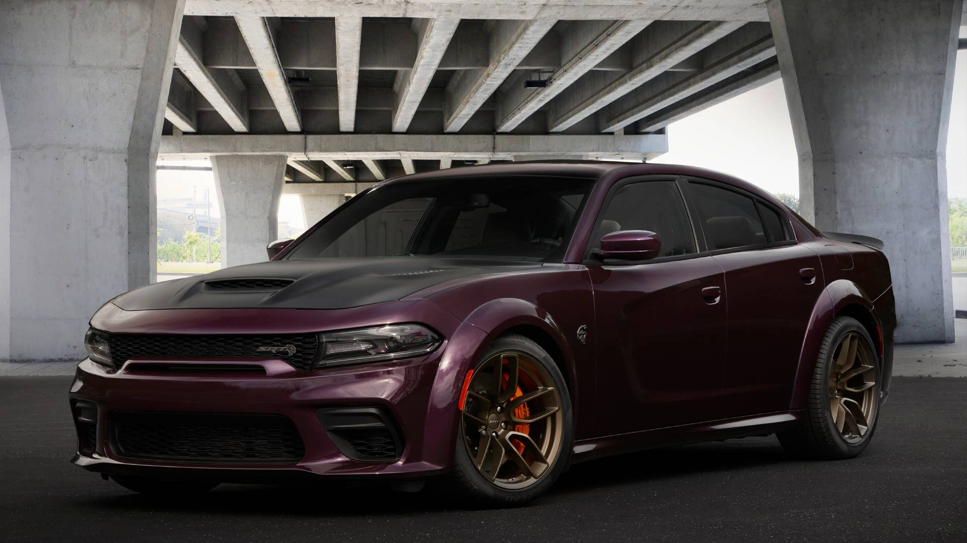 The 2022 Dodge Charger SRT Hellcat Redeye Widebody Jailbreak model unlocks color-combination ordering restrictions and adds new factory-custom options to deliver enthusiasts the freedom to build their own “one-of-one” Dodge performance vehicle.