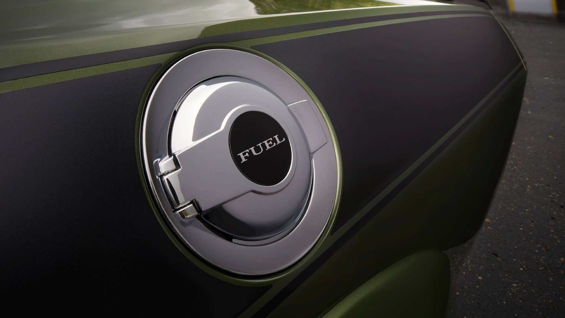 2022 Dodge Challenger SRT Hellcat Redeye Widebody Jailbreak model with chrome fuel door.