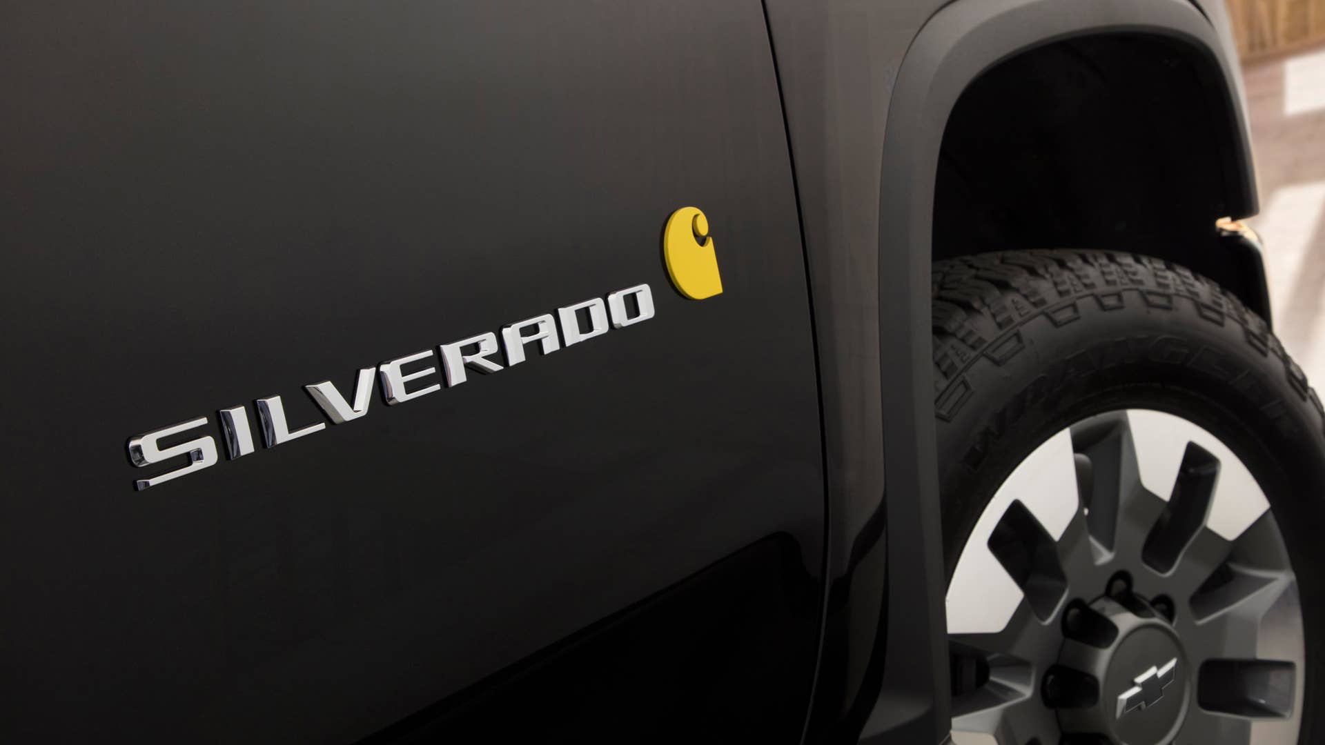 Chevrolet Introduces 2021 Silverado HD Carhartt Special Edition