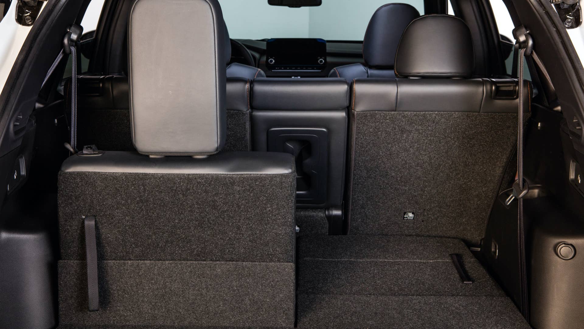 2022 Mitsubishi Outlander interior detail shot