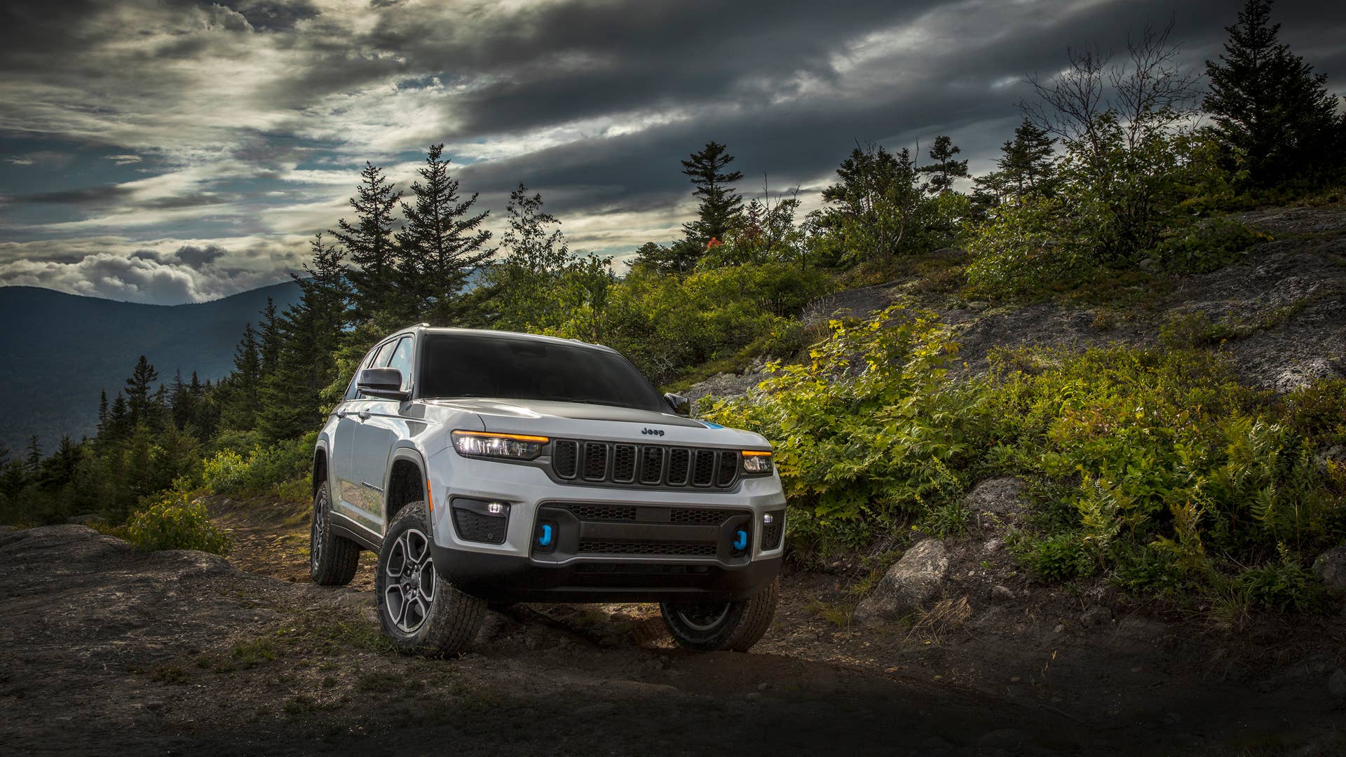 All-new 2022 Jeep® Grand Cherokee Trailhawk 4xe