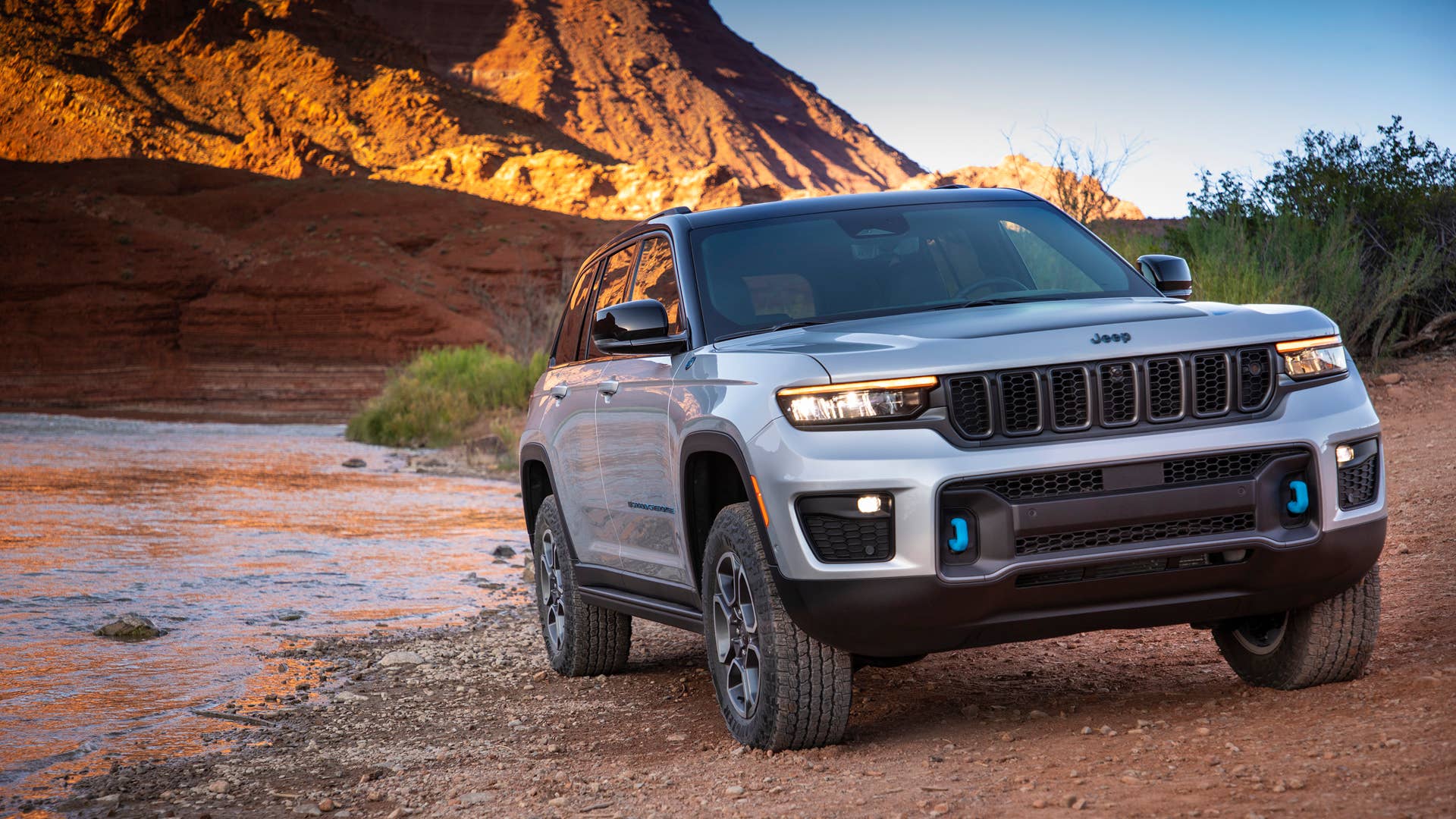 All-new 2022 Jeep® Grand Cherokee Trailhawk 4xe