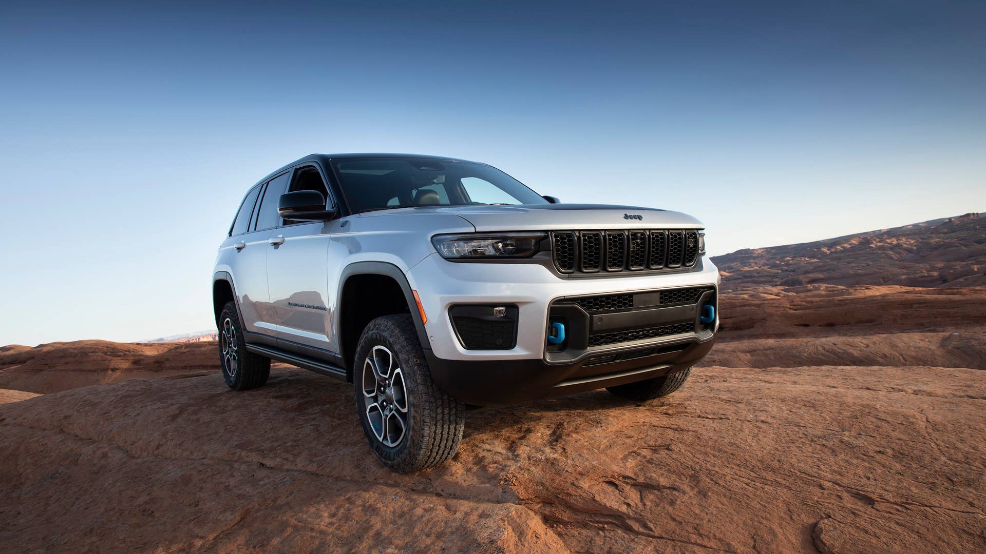 All-new 2022 Jeep® Grand Cherokee Trailhawk 4xe