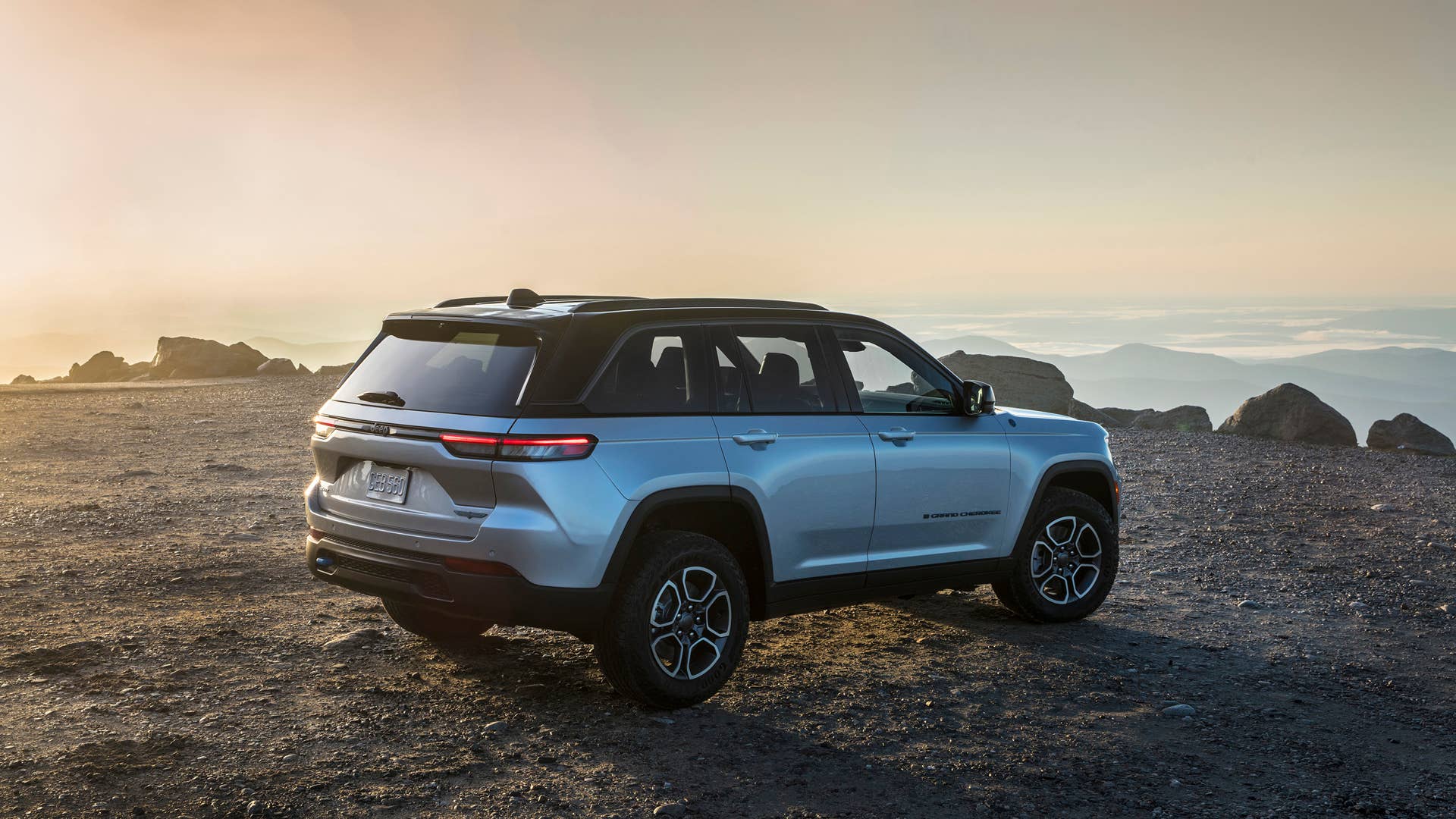 All-new 2022 Jeep® Grand Cherokee Trailhawk 4xe
