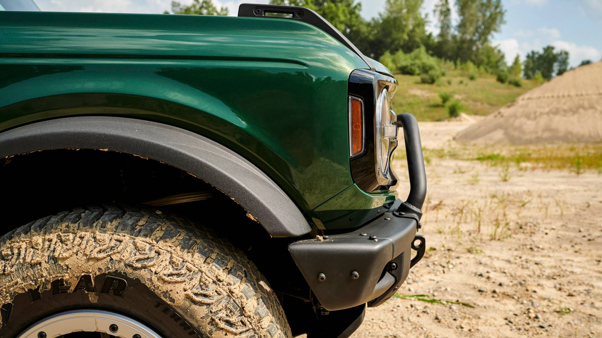 2022 Ford Bronco in Eruption Green. Available equipment shown.