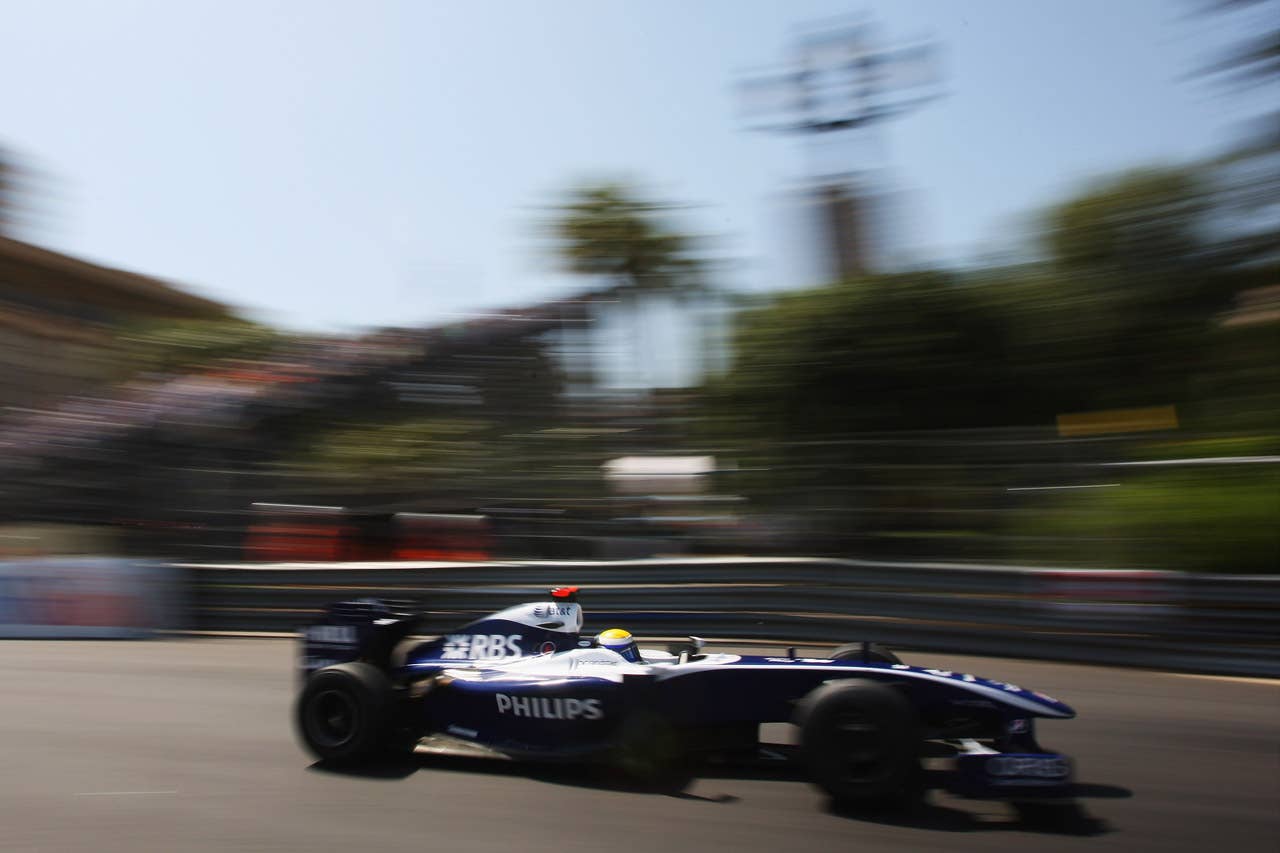 MONTE CARLO, MONACO - MAY 24: Nico Rosberg of Germany and Williams drives during the Monaco Formula One Grand Prix at the Monte Carlo Circuit on May 24, 2009 in Monte Carlo, Monaco. (Photo by Mark Thompson/Getty Images)
