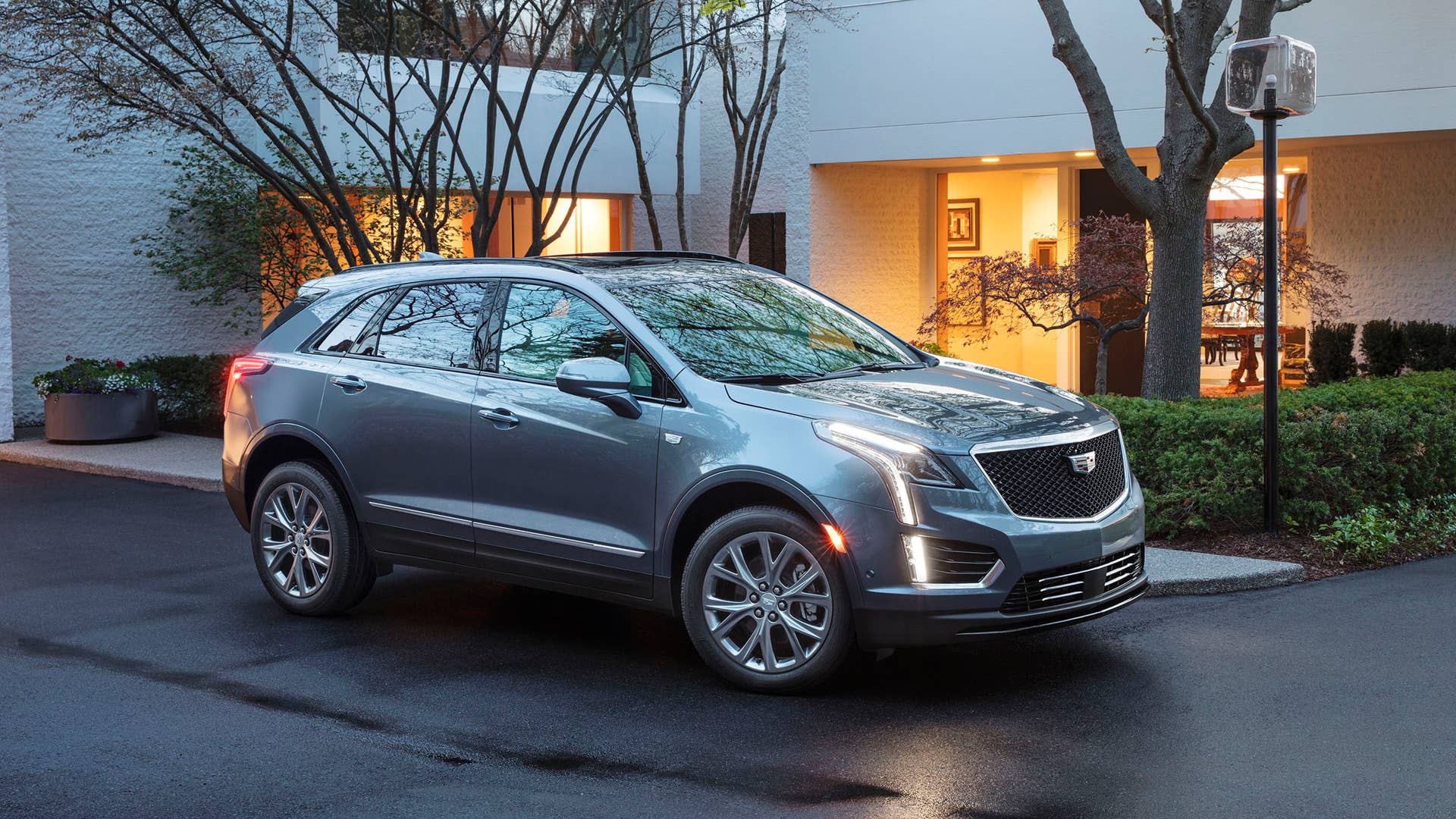 2020 Cadillac XT5 Sport