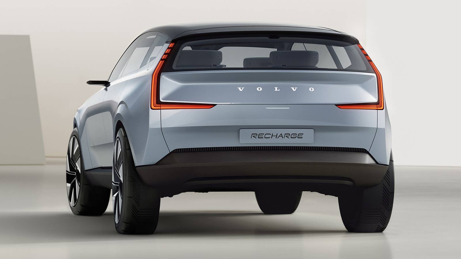 Volvo Concept Recharge