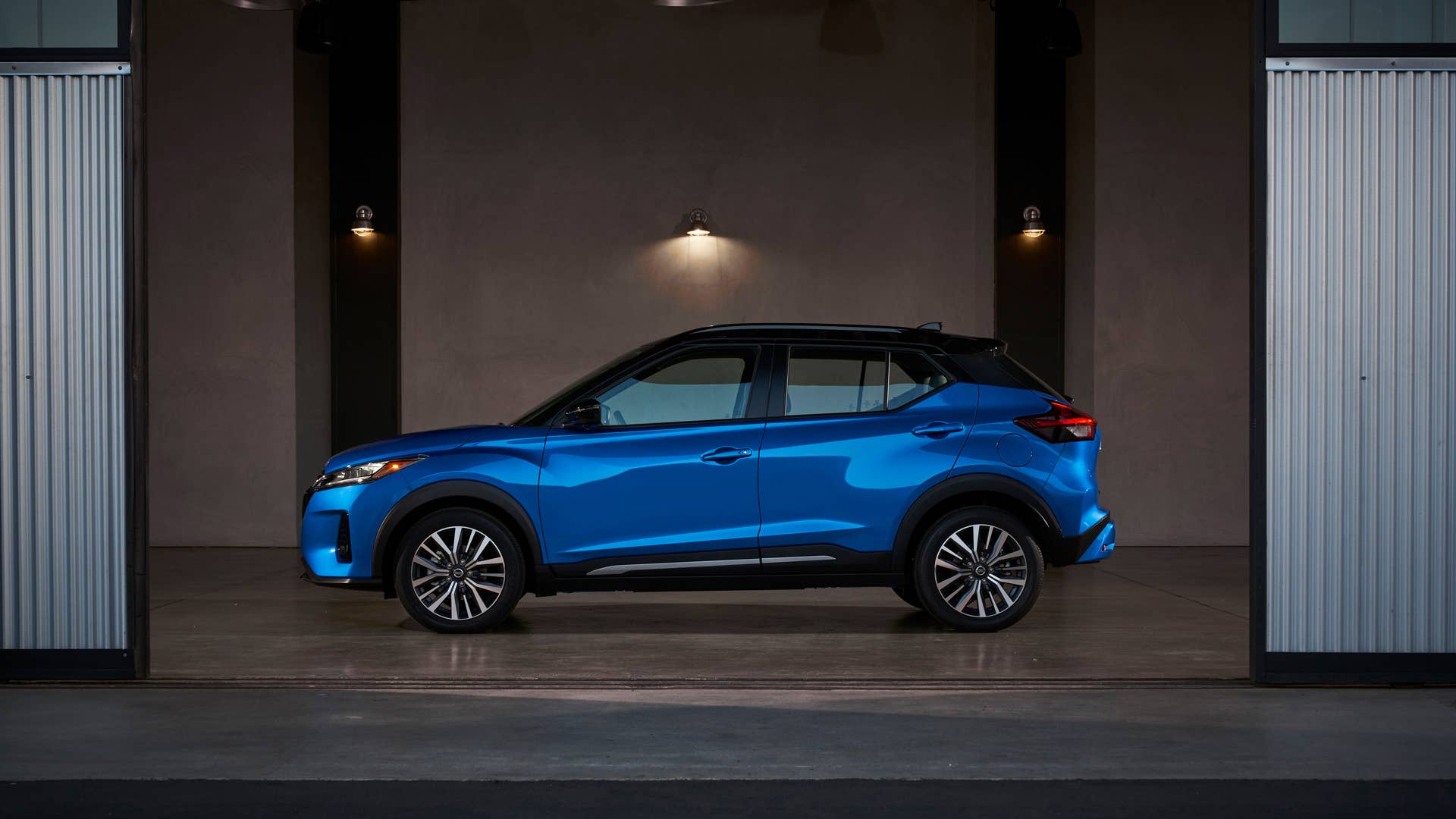 The redesigned 2021 Nissan Kicks has been updated to provide even more features, technology, customized style and value that buyers are seeking in a compact crossover. New changes include standard Apple CarPlay® and Android Auto™, a refreshed exterior styling with a bold new “Double V-motion” grille and an updated interior with a new center console, new seating and trim materials.
