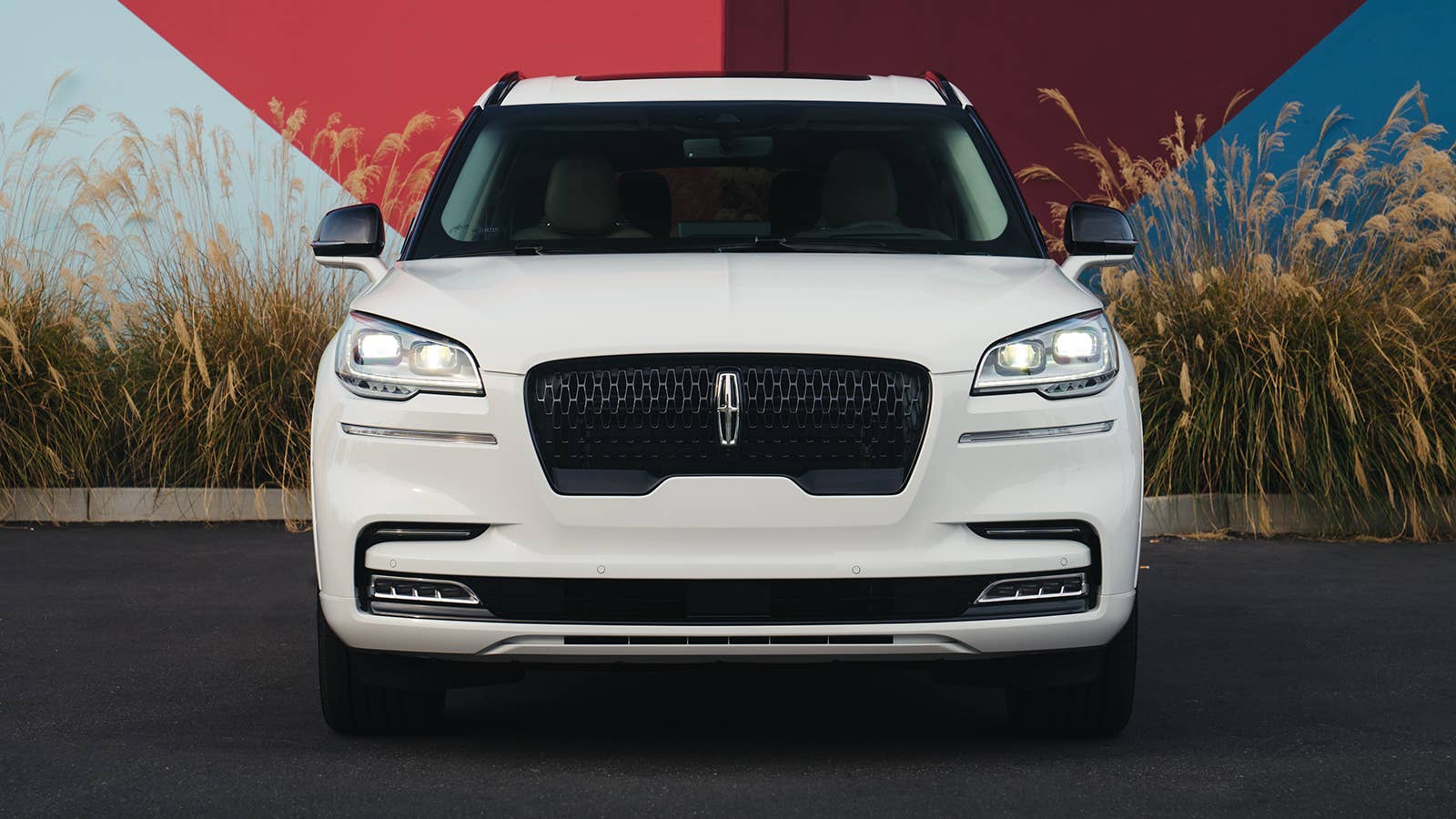 2022 Lincoln Aviator with Jet Package
