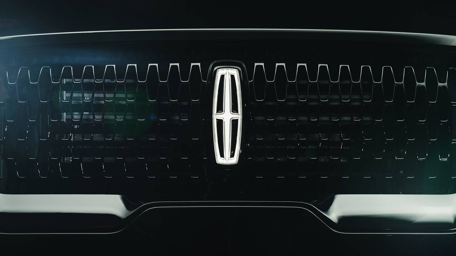 2022 Lincoln Aviator with Jet Package