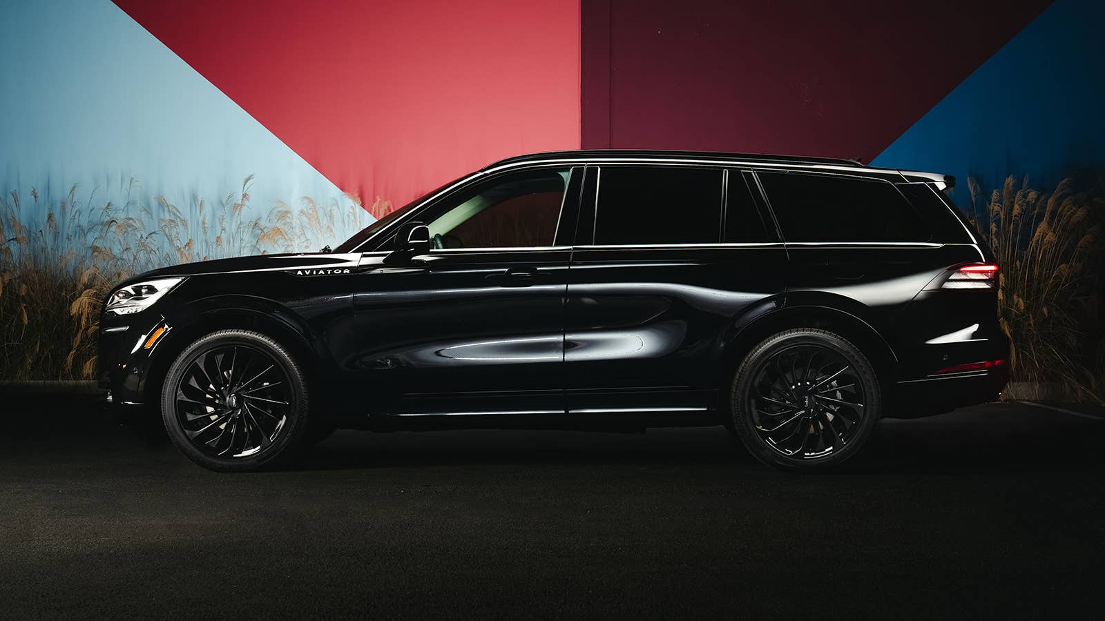 2022 Lincoln Aviator with Jet Package