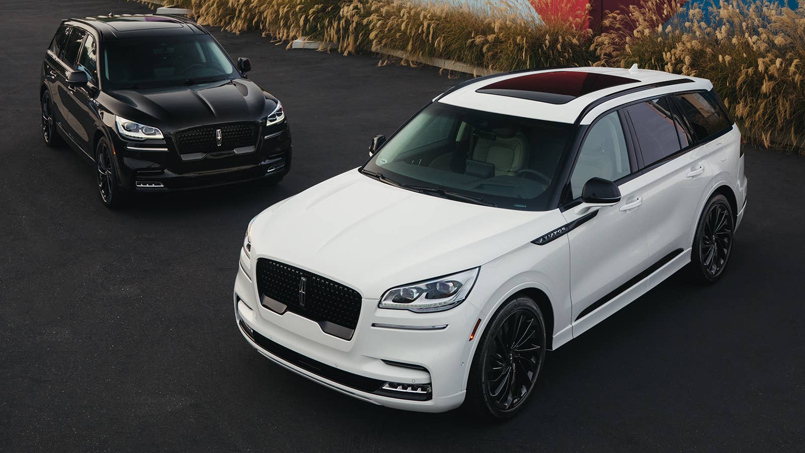 2022 Lincoln Aviator with Jet Package