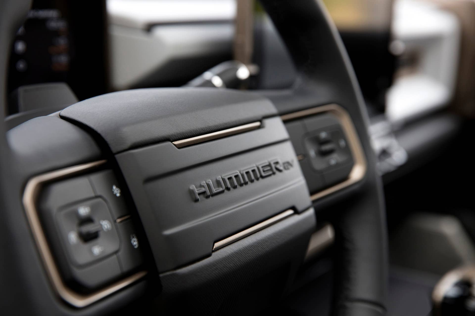 The GMC HUMMER EV’s design visually communicates extreme capability, reinforced with rugged architectural details that are delivered with a premium, well-executed and appointed interior.