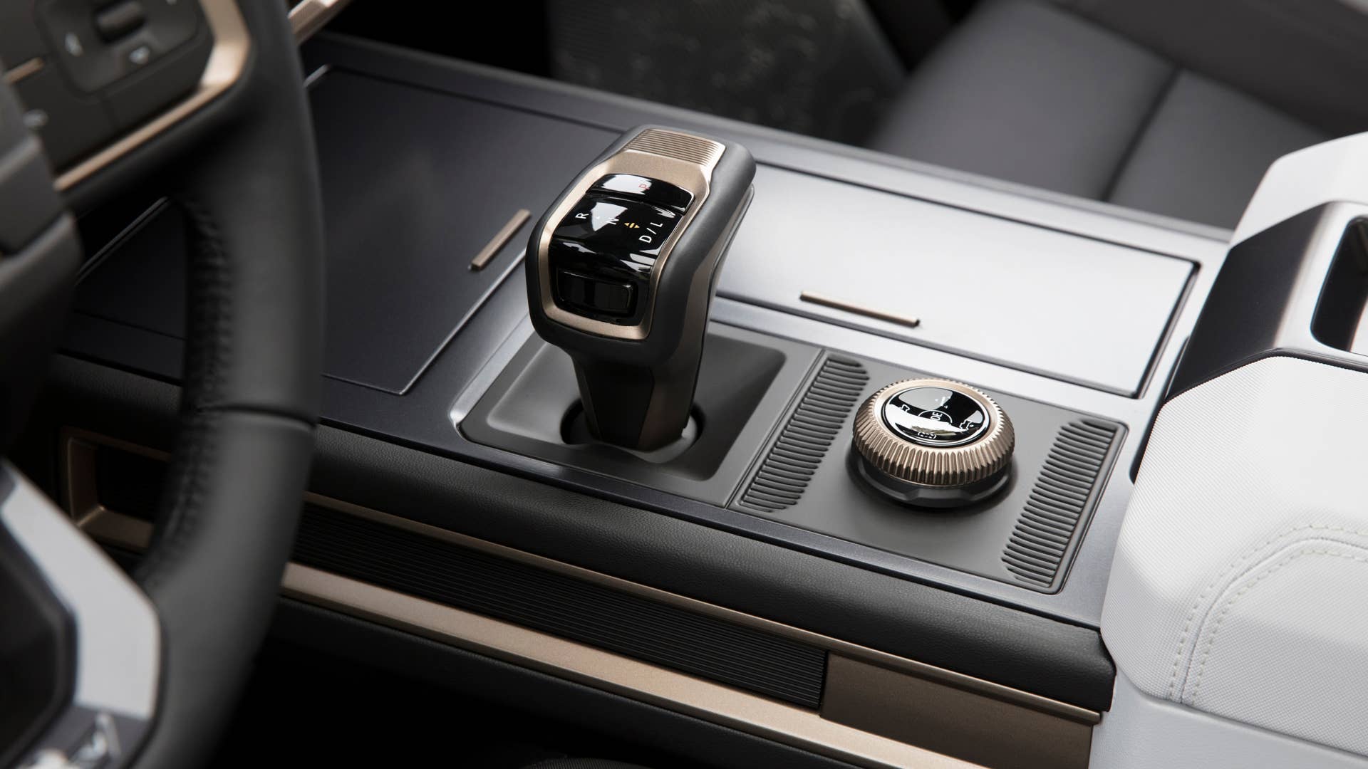 The GMC HUMMER EV’s design visually communicates extreme capability, reinforced with rugged architectural details that are delivered with a premium, well-executed and appointed interior.