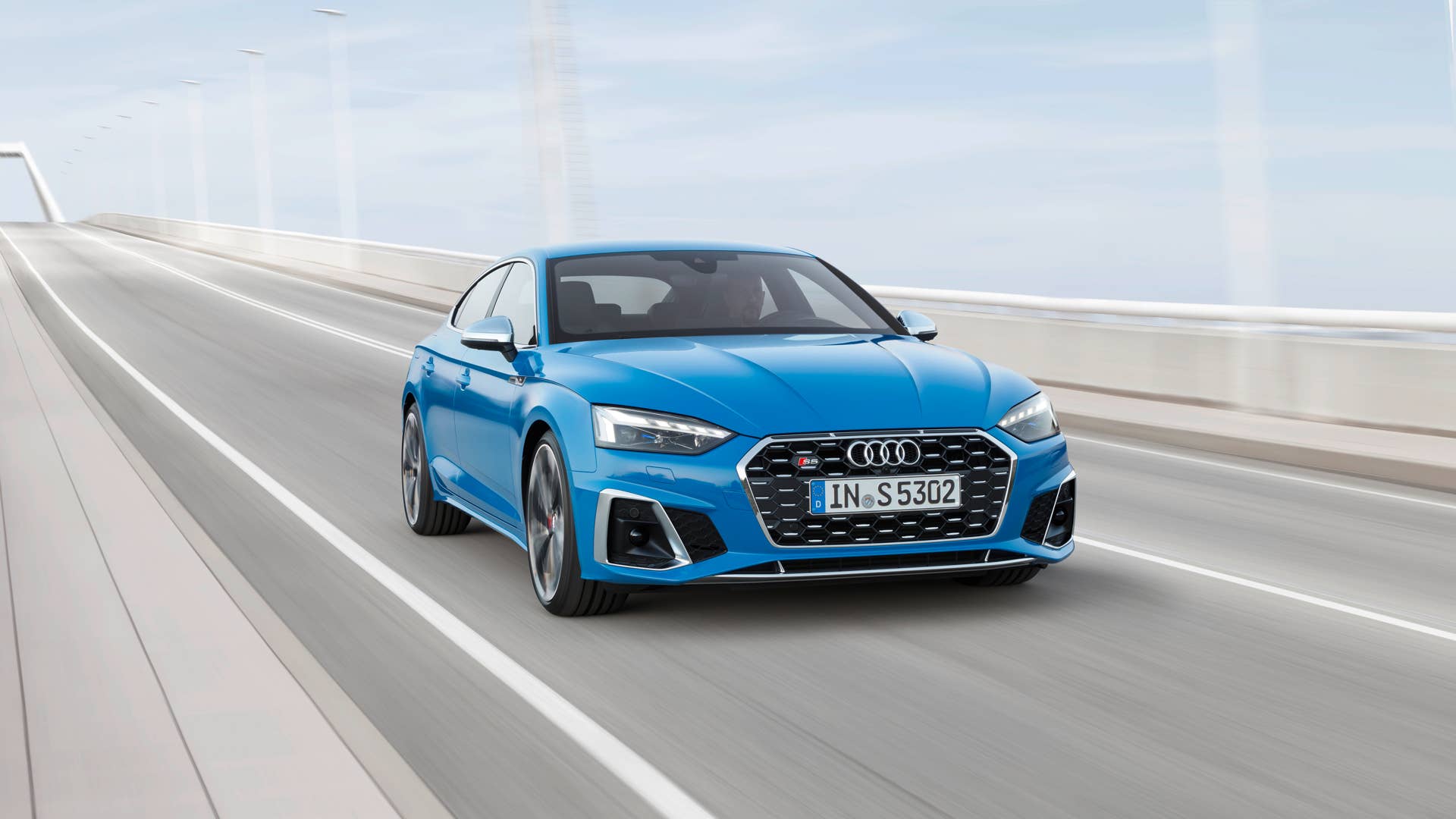Dynamic photo Color: Turbo blue