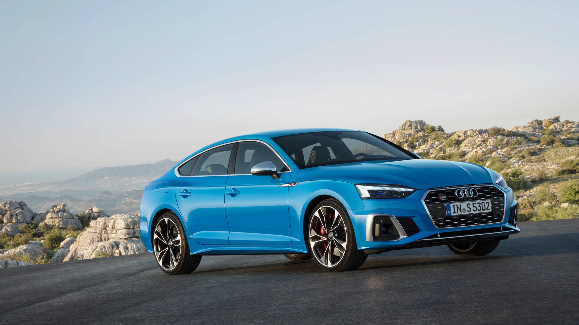 Static photo Color: Turbo blue