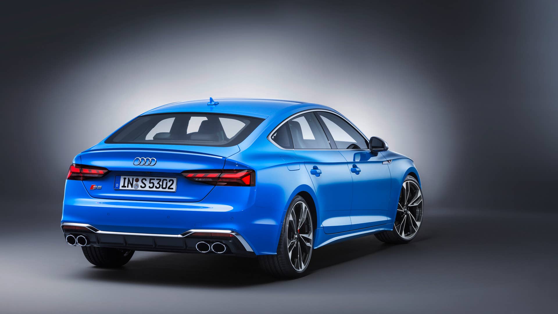 Static photo Color: Turbo blue