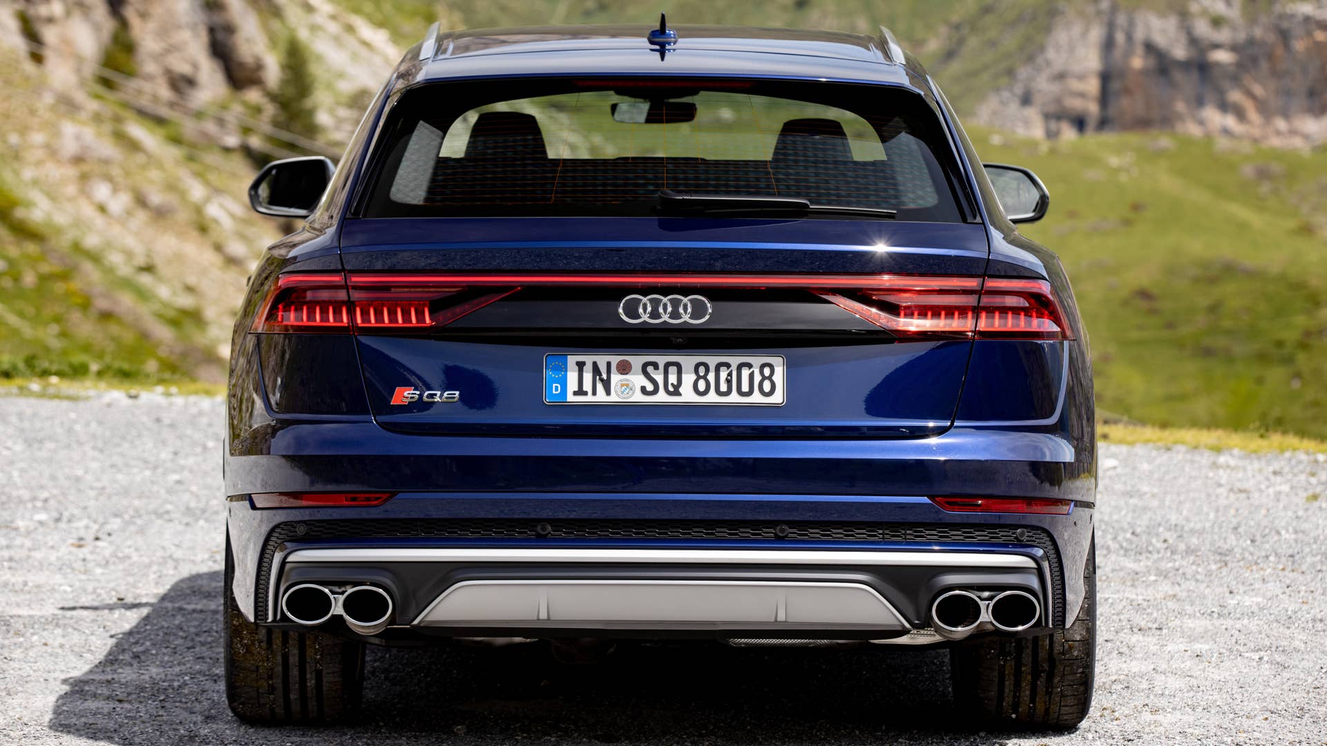 Audi SQ8 TDI in Navarra Blue