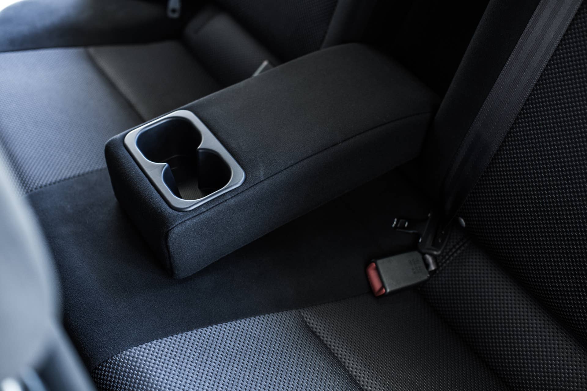 The 2015 Mitsubishi Lancer Evolution Final Edition, rear seat armrest.
