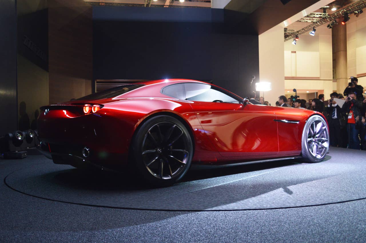 mazda rx-vision concept rear 3/4