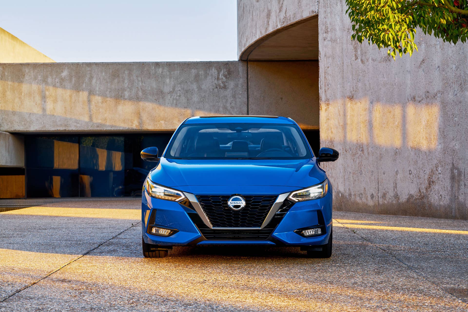 The eighth-generation Nissan Sentra is built on a new platform, with sharper looks, a more powerful 1.8-liter engine that gets better fuel economy, and a much better interior.