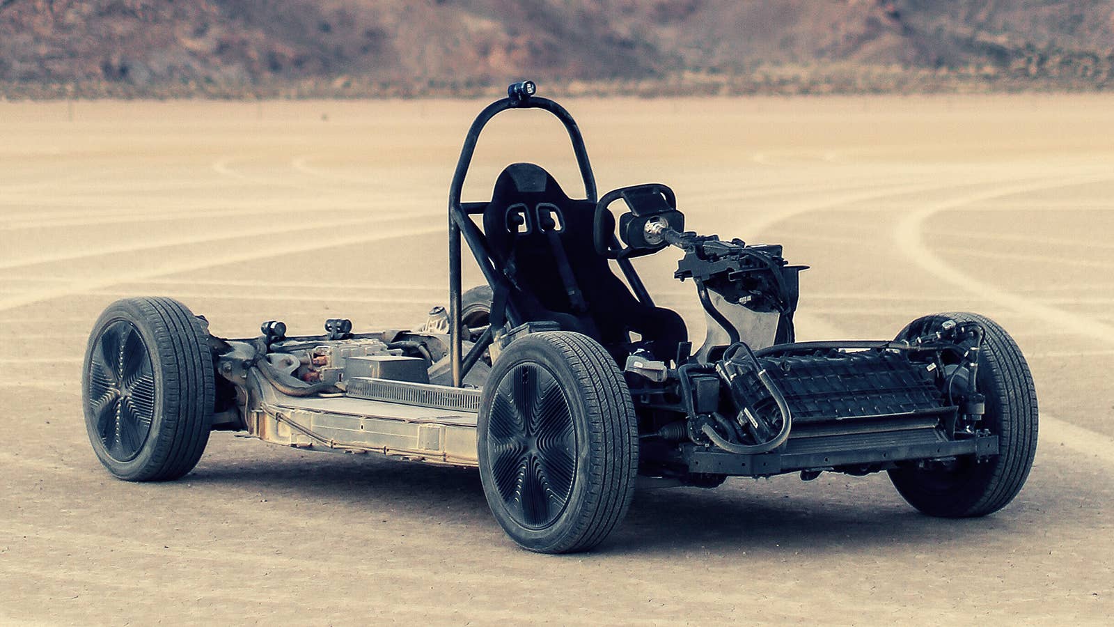 Canoo Skatekart