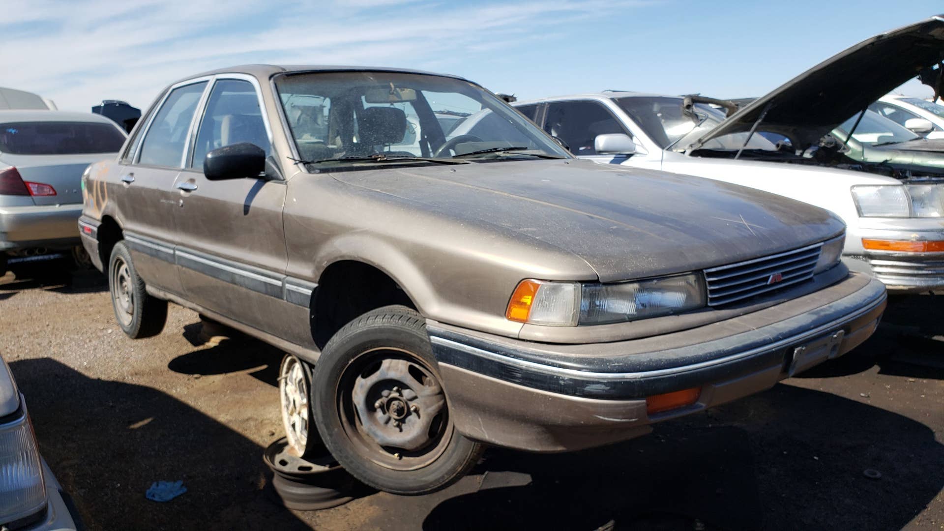 Junkyard Gem: 1989 Mitsubishi Galant Sedan - Autoblog