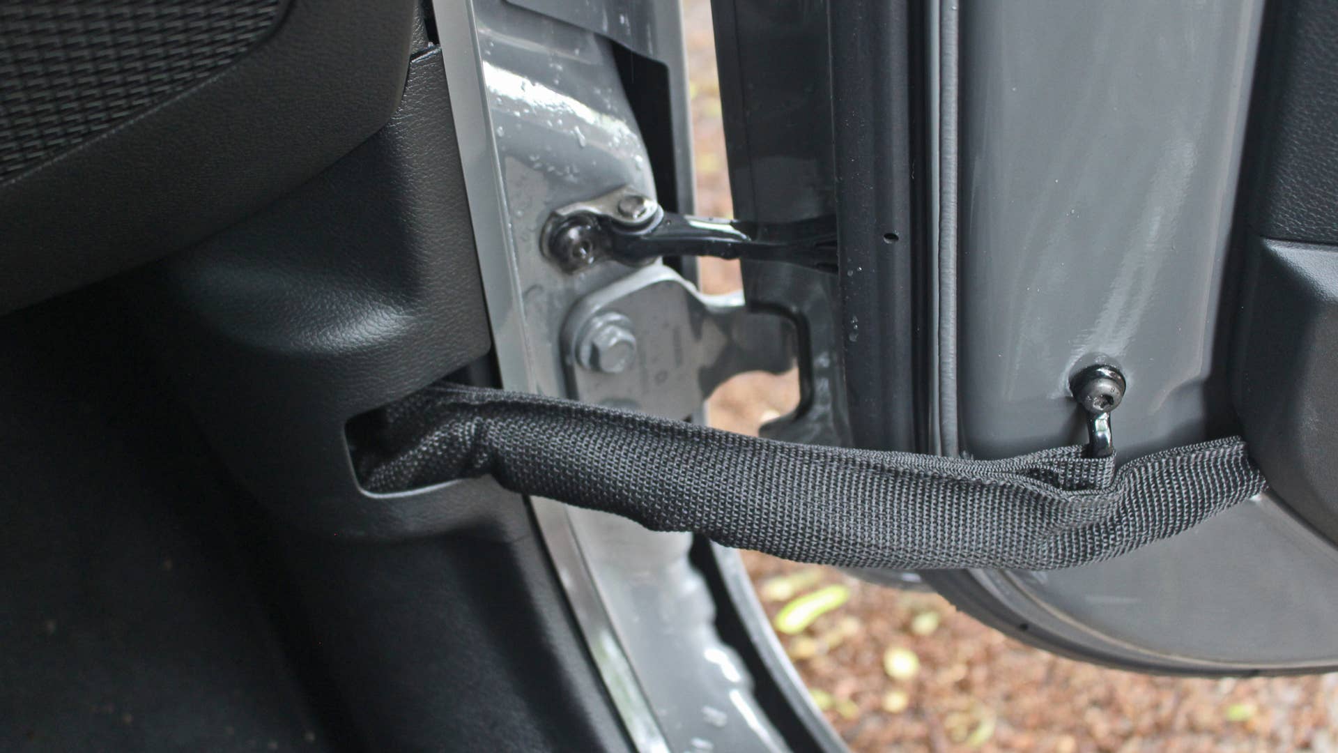 2020 Jeep Gladiator Rubicon front door check strap/door check.