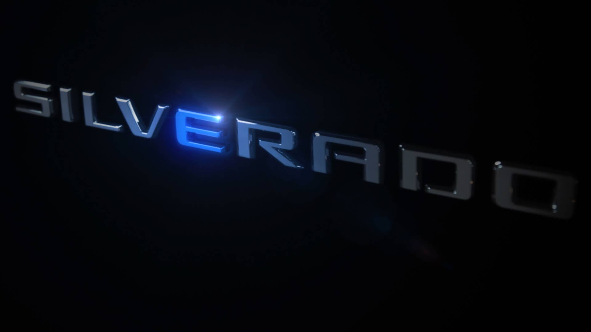 Chevrolet confirms the first-ever electric Silverado full-size truck, with a GM-estimated range of more than 400 miles on a full charge, to be built at Factory ZERO, Detroit-Hamtramck Assembly Center. Actual range may vary based on several factors, including temperature, terrain, battery age, loading, and how you use and maintain your vehicle.