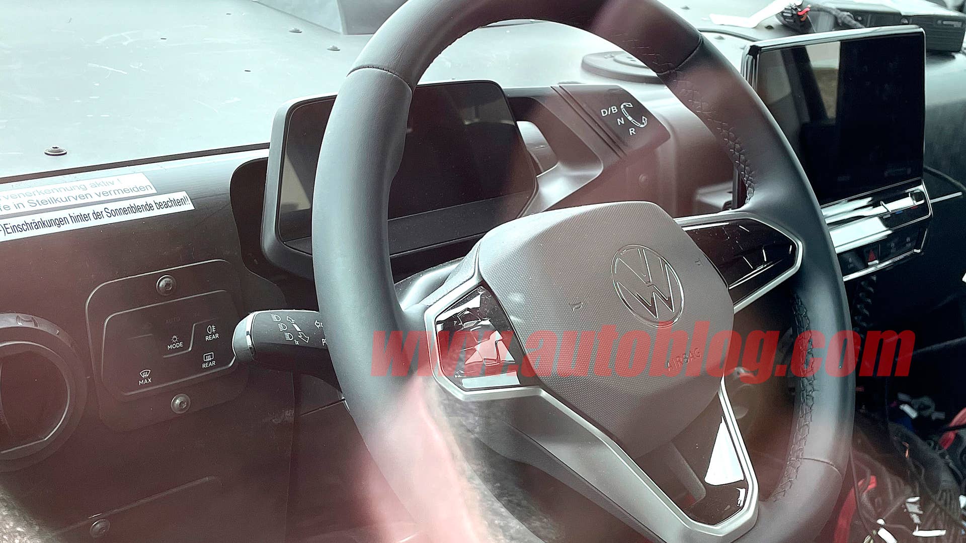 Spy shot of secretly tested future car
