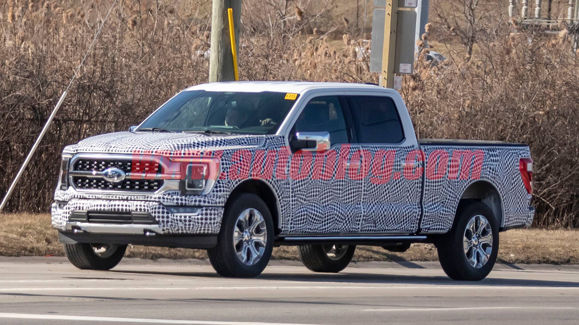 2021 Ford F-150 front/rear spy photos