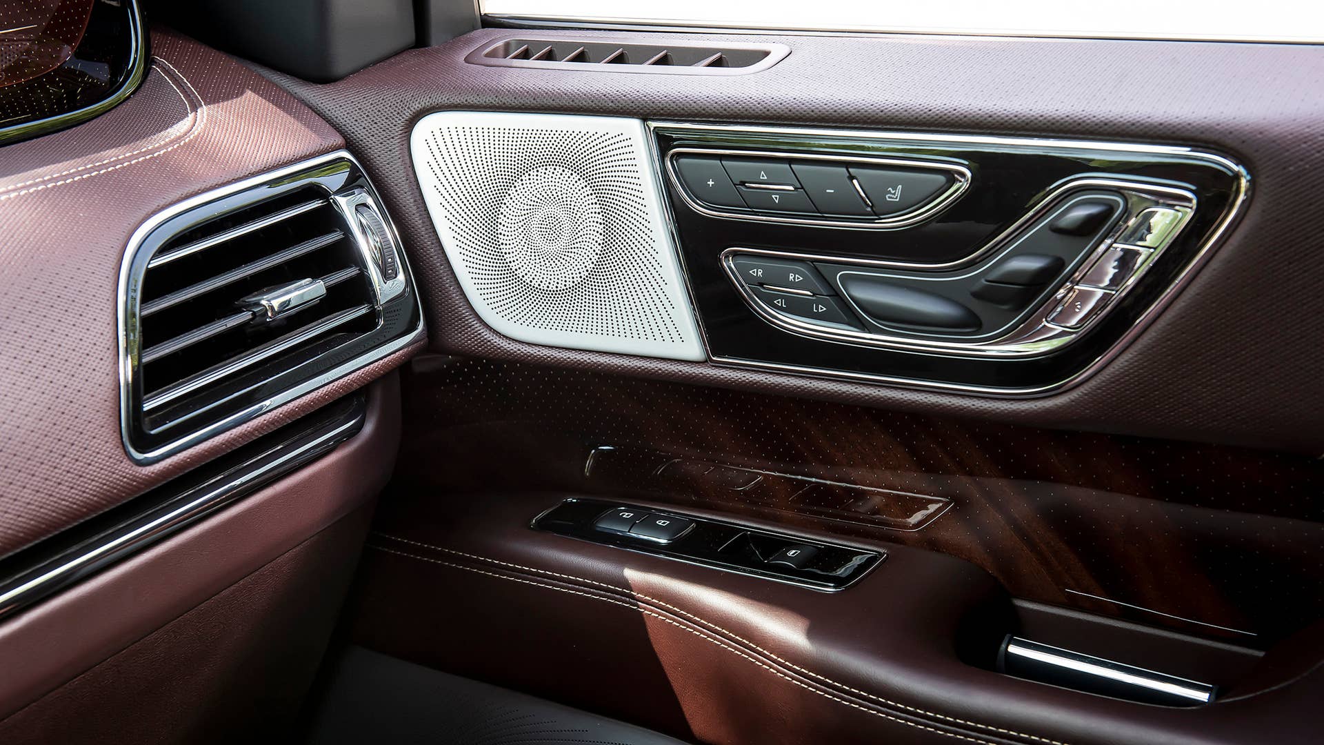 2018 Lincoln Navigator Black Label
