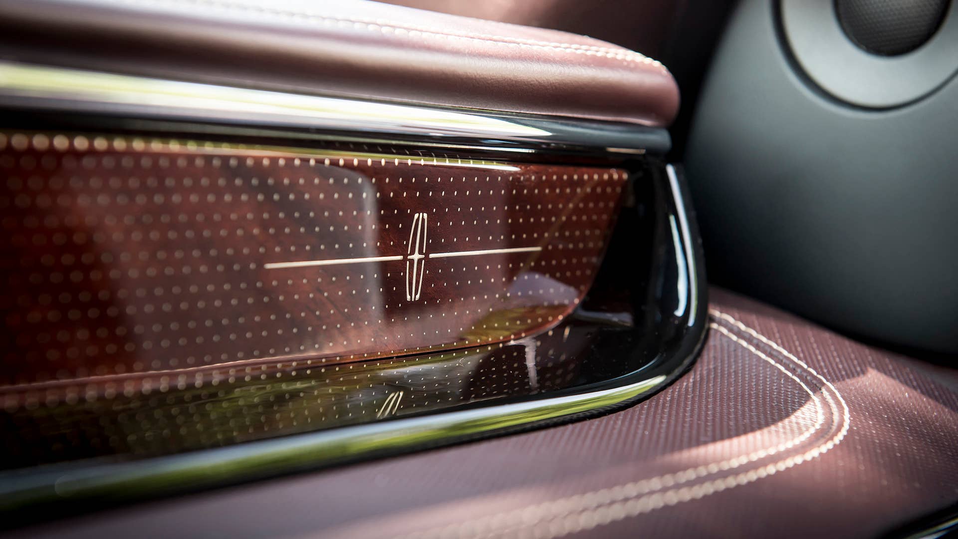 2018 Lincoln Navigator Black Label