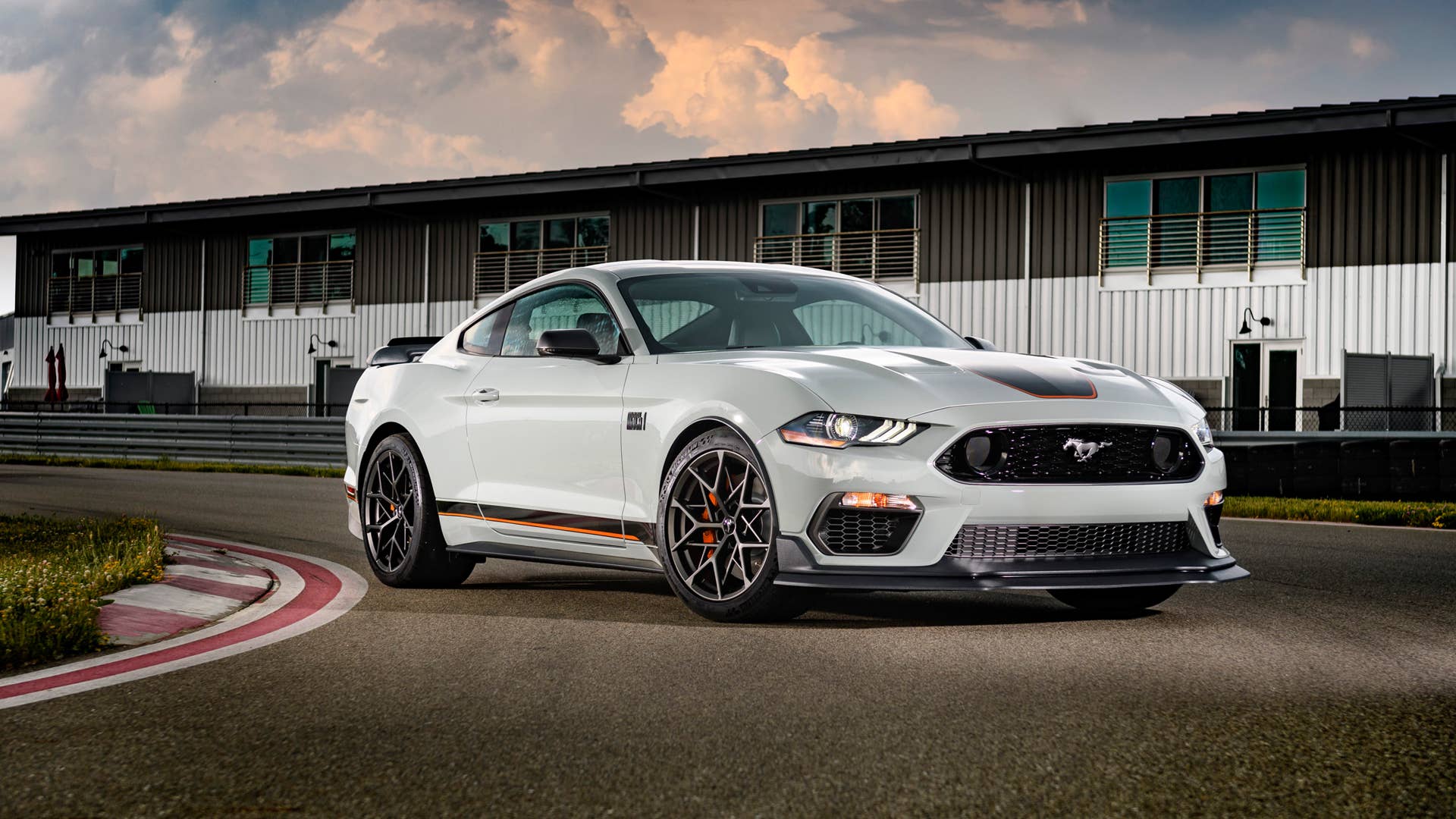 After a 17-year hiatus, the all-new Mustang Mach 1 fastback coupe makes its world premiere - becoming the modern pinnacle of style, handling and 5.0-liter V-8 pony car performance.