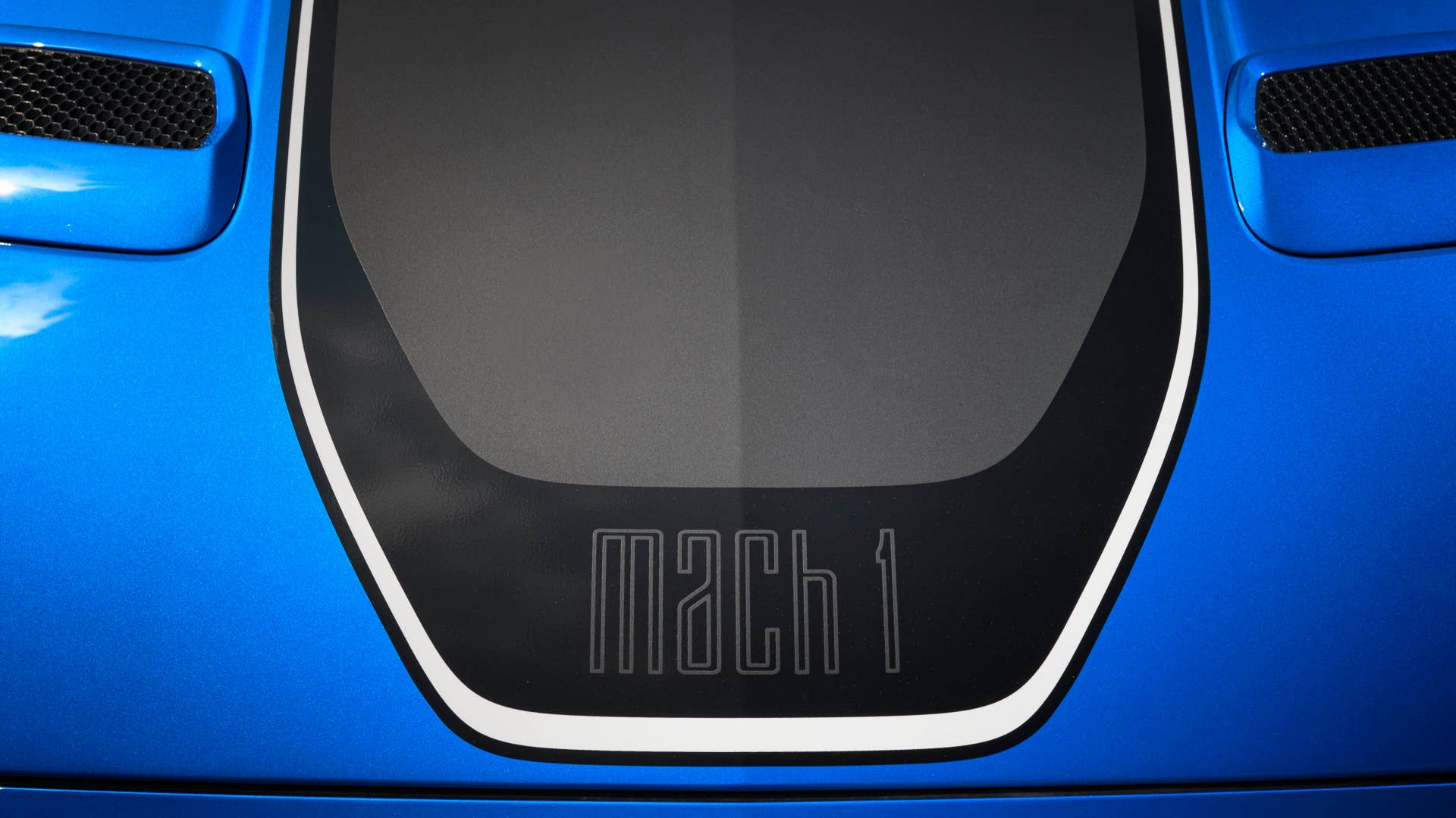 2021 Ford Mustang Mach 1