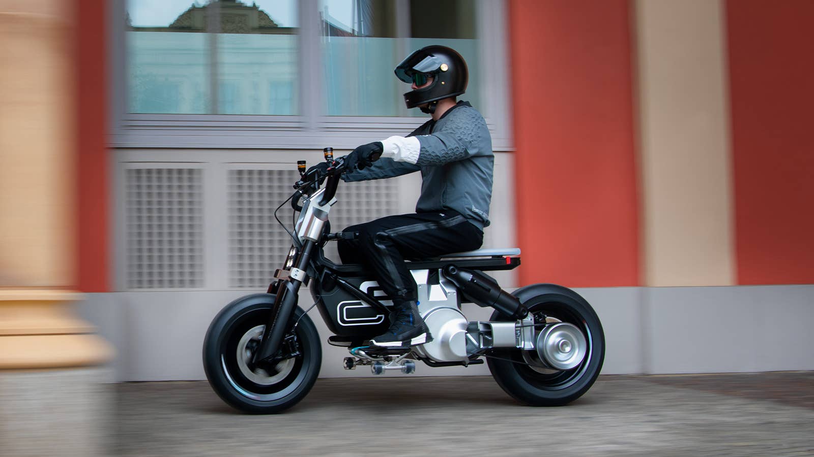 BMW Motorrad Concept CE 02
