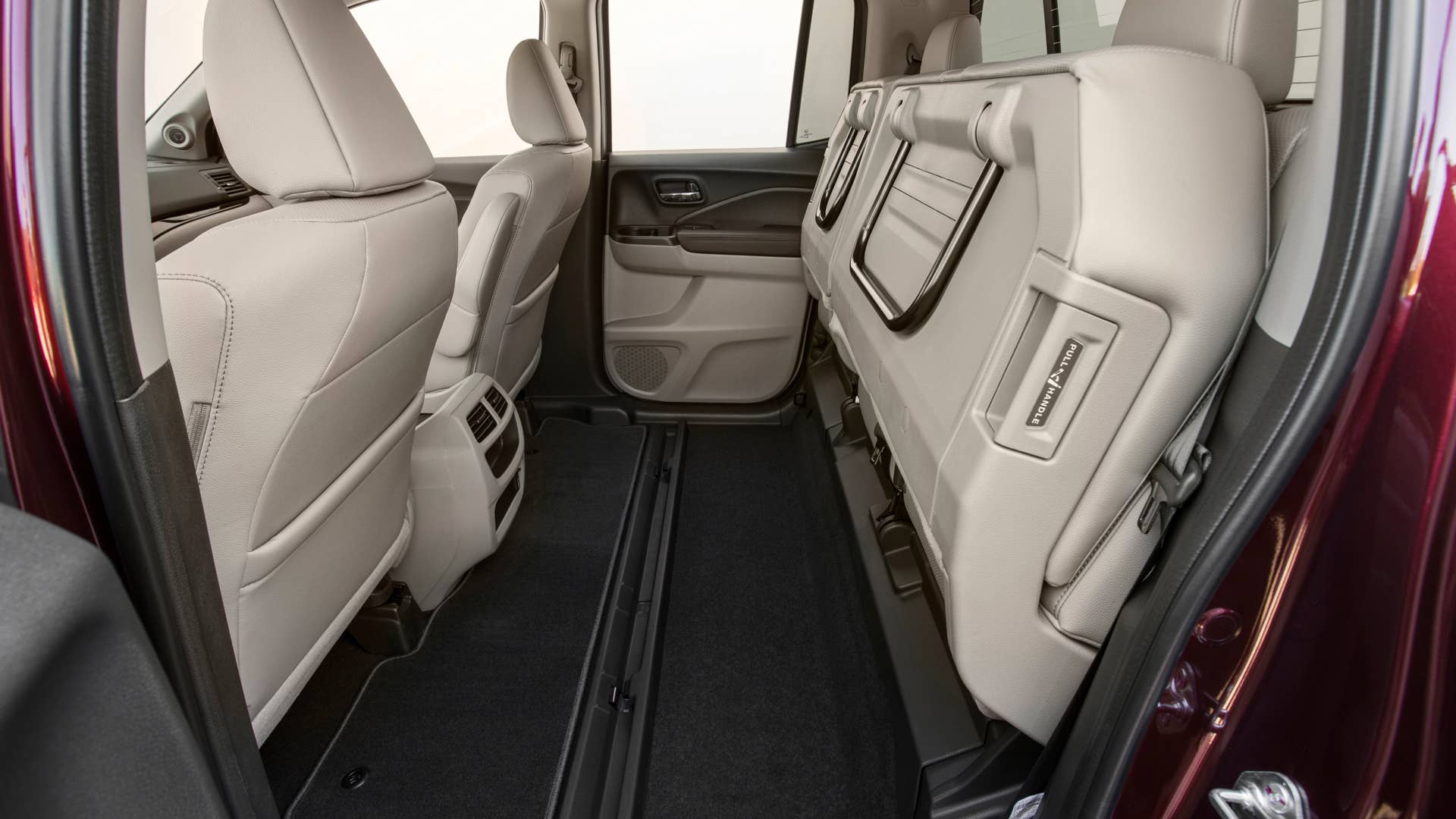 2018 Honda Ridgeline RTL-E in Deep Scarlet Pearl