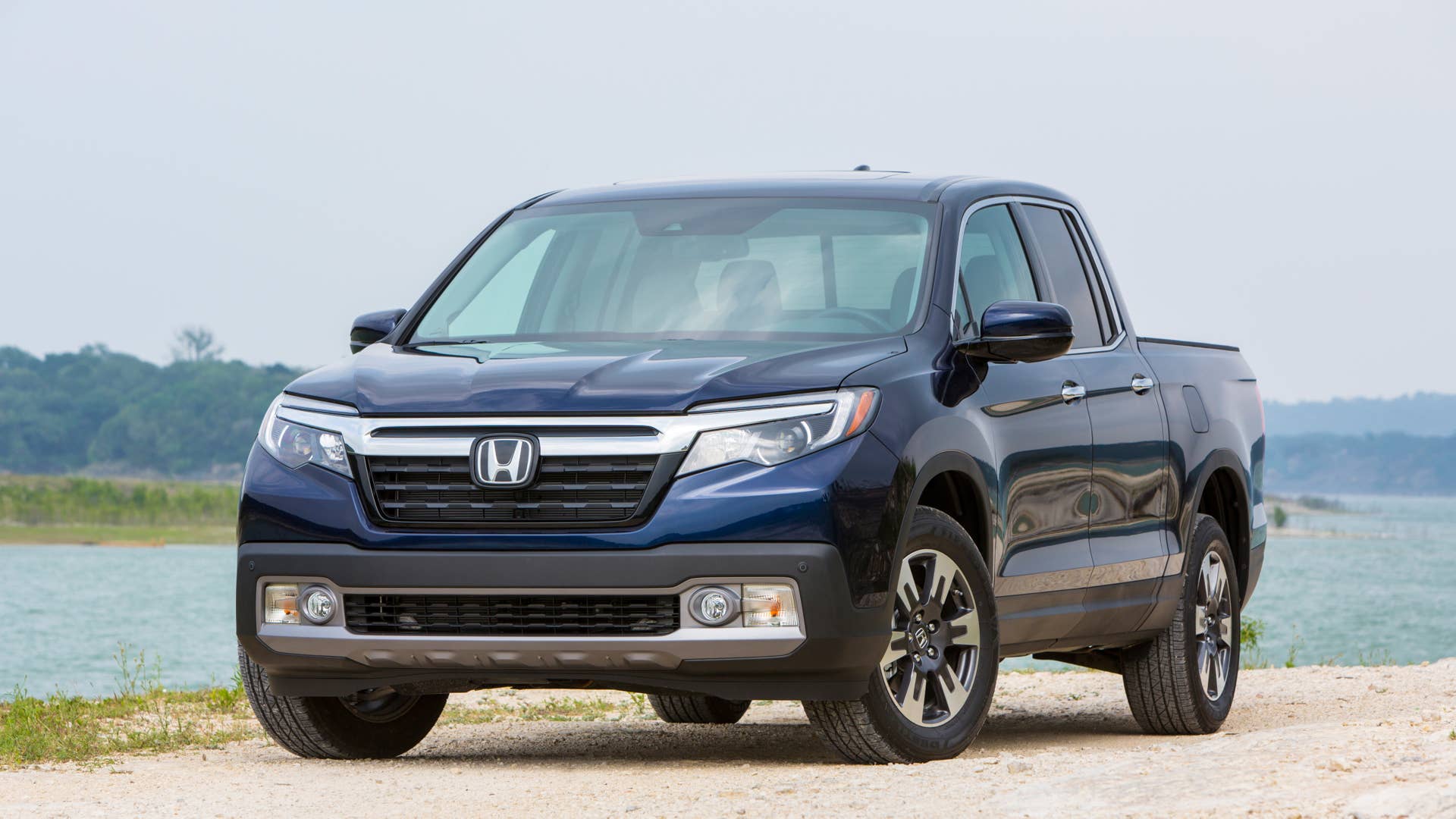 2018 Honda Ridgeline RTL-E in  Obsidian Blue Pearl