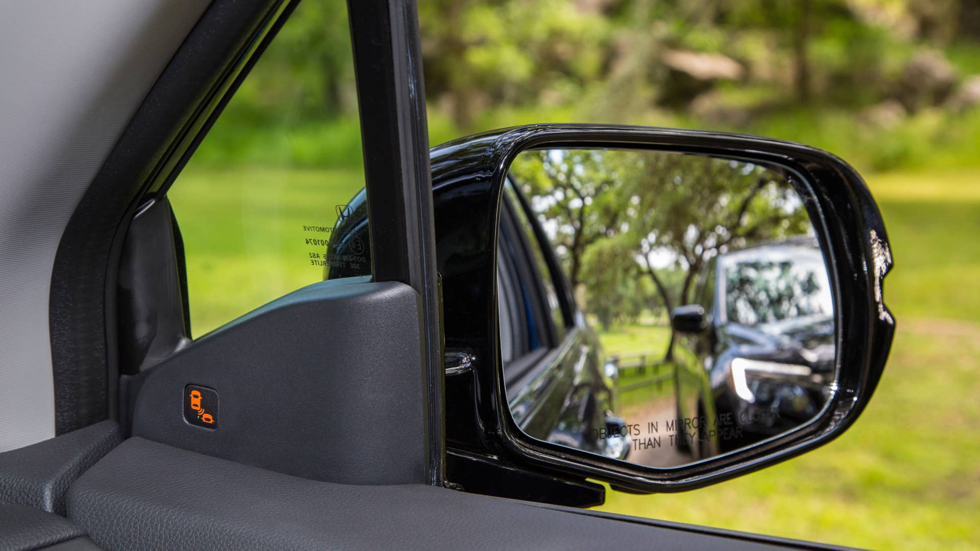 2018 Honda Ridgeline RTL-E in Deep Scarlet Pearl