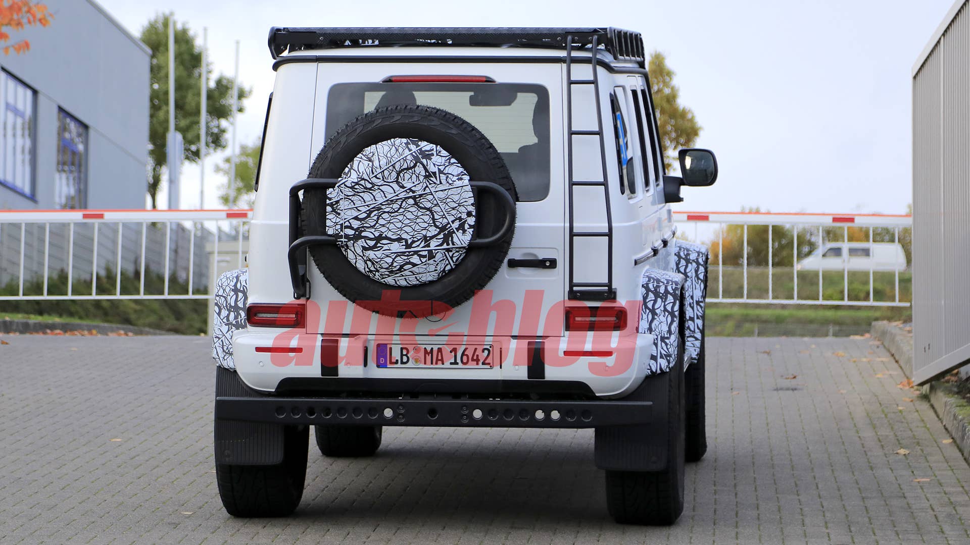 Spy shot of secretly tested future car