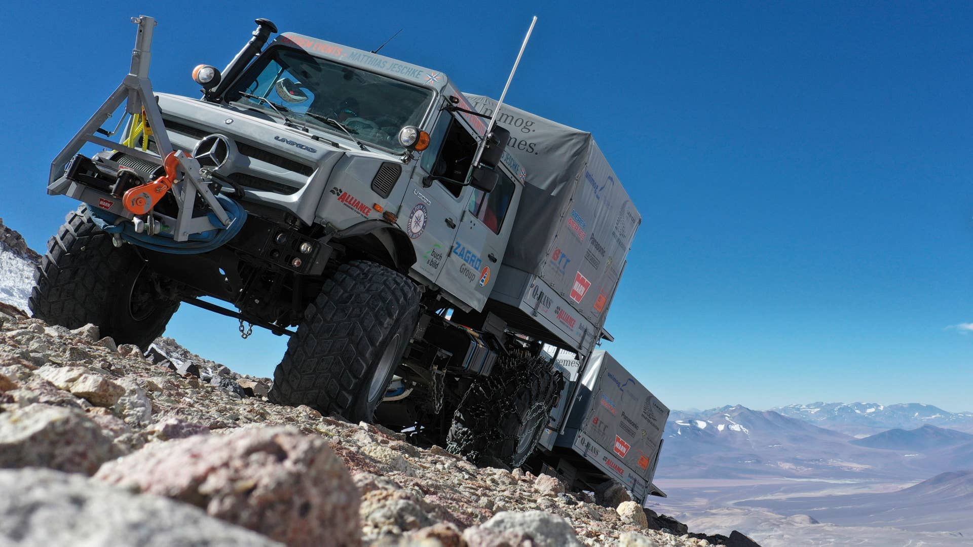 Mercedes-Benz Unimog U 5023